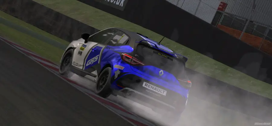 Team GRS Renault Clio with custom GRS livery in rain
